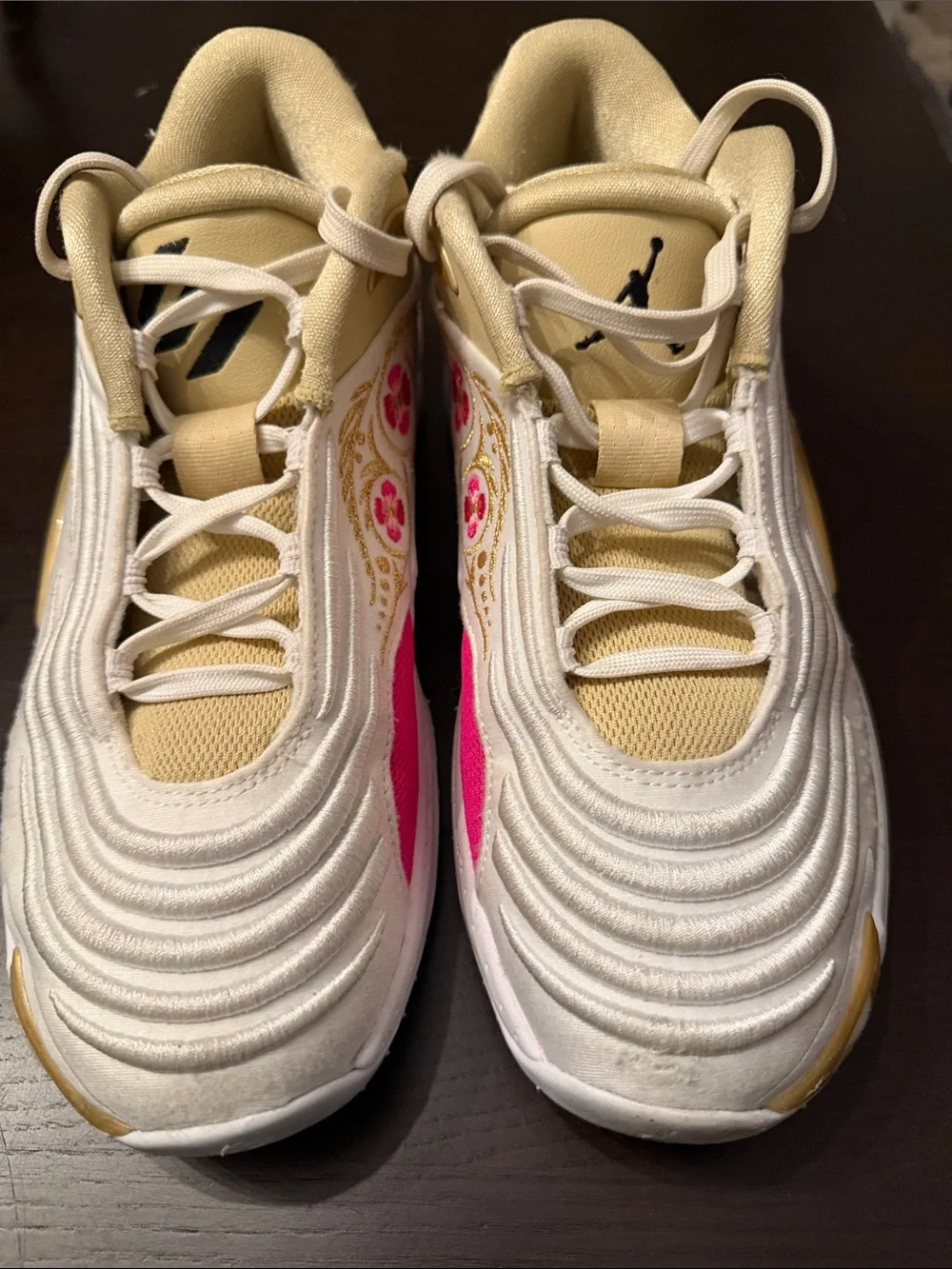 Luka matador size 8 White & Gold Athletic Sneakers with Pink Accent